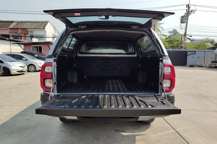REVO 4WD 2023 2.8G AT DOUBLE CAB SILVER  5024 full