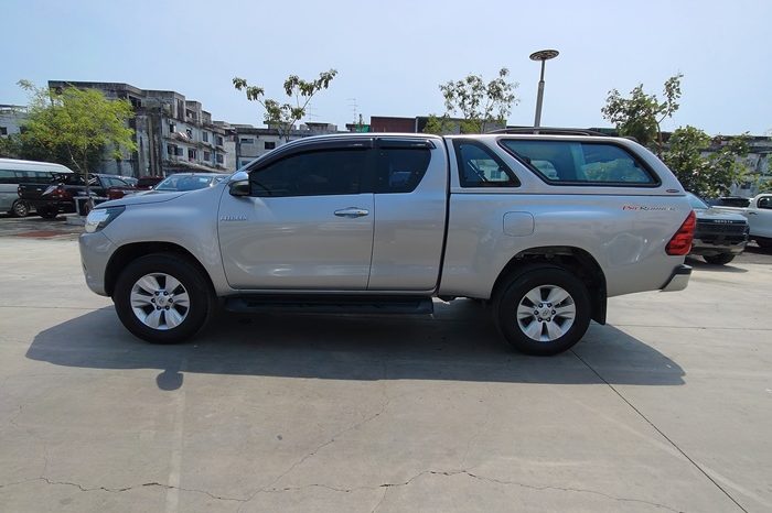 REVO PRE 2017 2.4E AT SMART CAB SILVER  7893 full