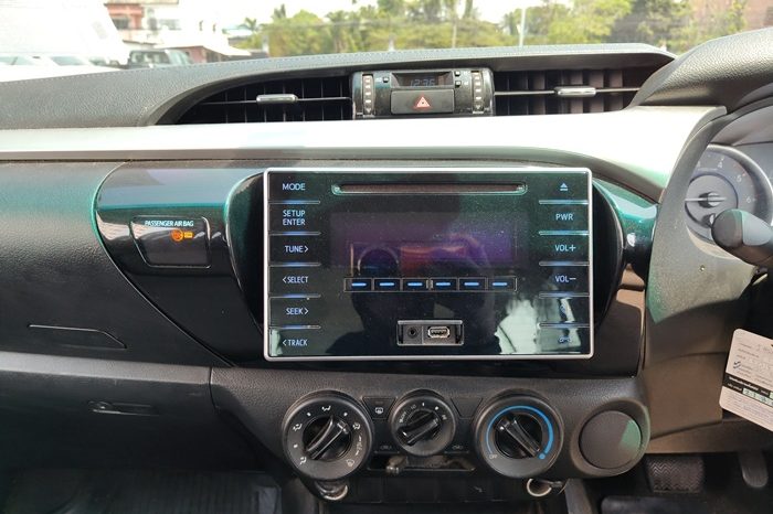 REVO PRE 2017 2.4E AT SMART CAB SILVER  7893 full