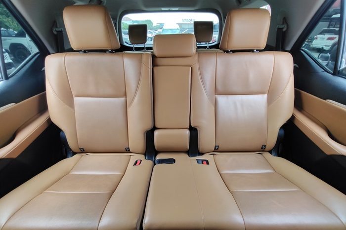 TOYOTA 4WD 2018 2.8V AT FORTUNER BLUE  57 full