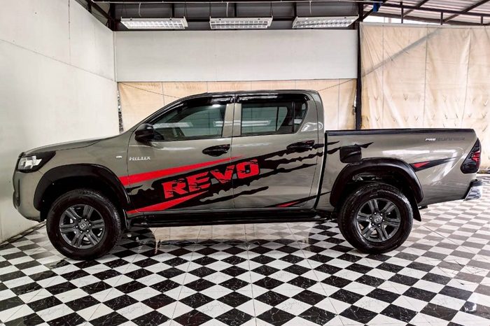 REVO 2WD 2020 2.4 MID AT DOUBLE CAB BRONZE  1054 full