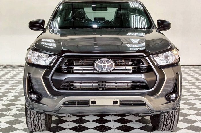 REVO 2WD 2020 2.4 MID AT DOUBLE CAB BRONZE  1054 full