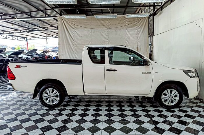 REVO 2WD 2020 2.4 MID MT SMART CAB WHITE  155 full