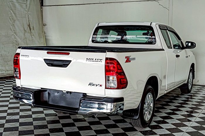 REVO 2WD 2020 2.4 MID MT SMART CAB WHITE  155 full