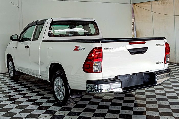 REVO 2WD 2020 2.4 MID MT SMART CAB WHITE  155 full