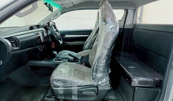 REVO PRE 2016 2.4E AT SMART CAB SILVER  1693 full