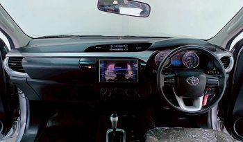 REVO PRE 2016 2.4E AT SMART CAB SILVER  1693 full