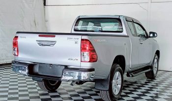 REVO PRE 2016 2.4E AT SMART CAB SILVER  1693 full