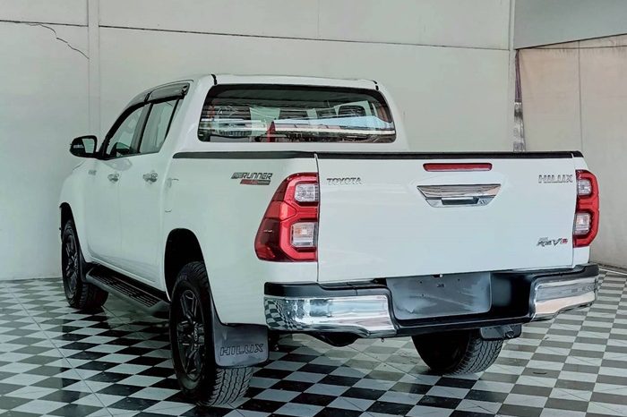REVO PRE 2021 2.4 ENTRY AT DOUBLE CAB WHITE  1840 full