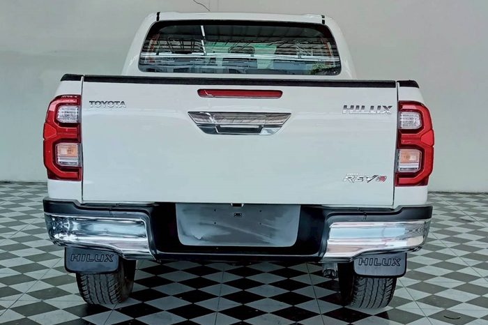 REVO PRE 2021 2.4 ENTRY AT DOUBLE CAB WHITE  1840 full