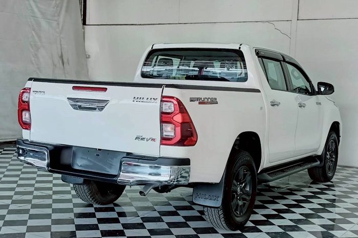 REVO PRE 2021 2.4 ENTRY AT DOUBLE CAB WHITE  1840 full