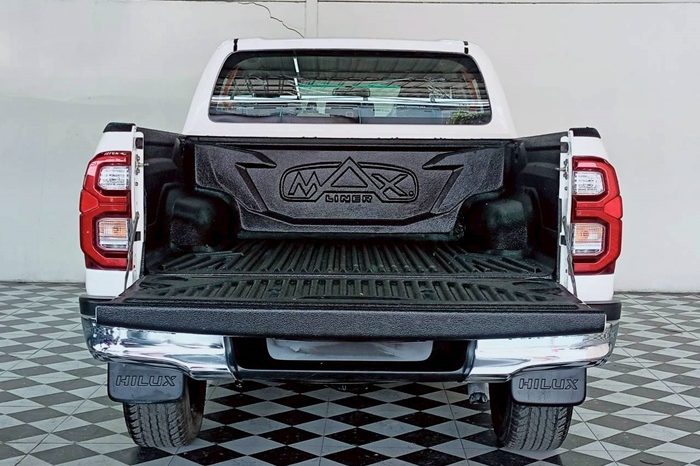 REVO PRE 2021 2.4 ENTRY AT DOUBLE CAB WHITE  1840 full