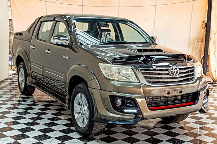 VIGO 4WD 2014 2.5E AT DOUBLE CAB BRONZE  2406 full