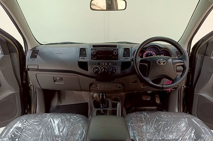 VIGO 4WD 2014 2.5E AT DOUBLE CAB BRONZE  2406 full