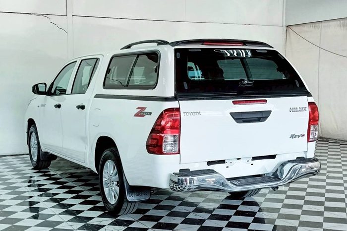 REVO 2WD 2020 2.4 MID AT DOUBLE CAB WHITE  2576 full