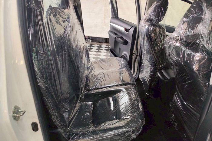 REVO 2WD 2020 2.4 MID AT DOUBLE CAB WHITE  3059 full