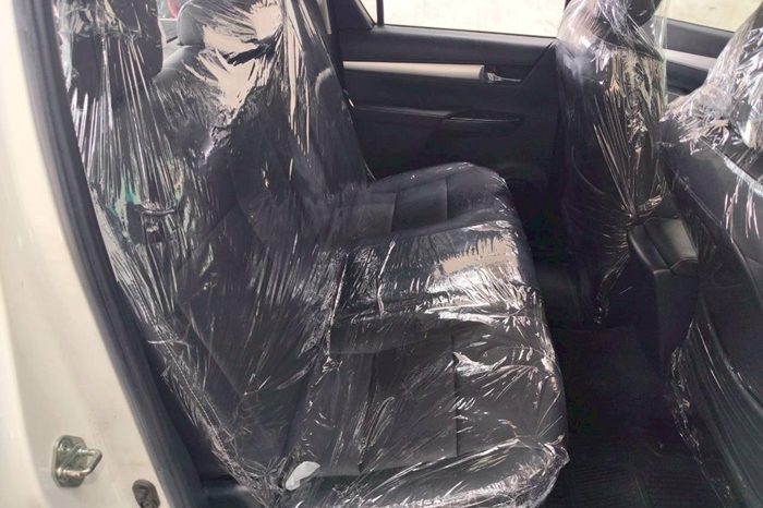 REVO 2WD 2020 2.4 MID AT DOUBLE CAB WHITE  3059 full