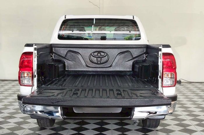 REVO 2WD 2020 2.4 MID AT DOUBLE CAB WHITE  3059 full