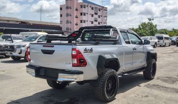 REVO 4WD 2018 2.4J AT SMART CAB SILVER  4030 full