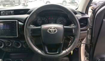 REVO 4WD 2018 2.4J AT SMART CAB SILVER  4030 full