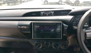 REVO 4WD 2018 2.4J AT SMART CAB SILVER  4030 full