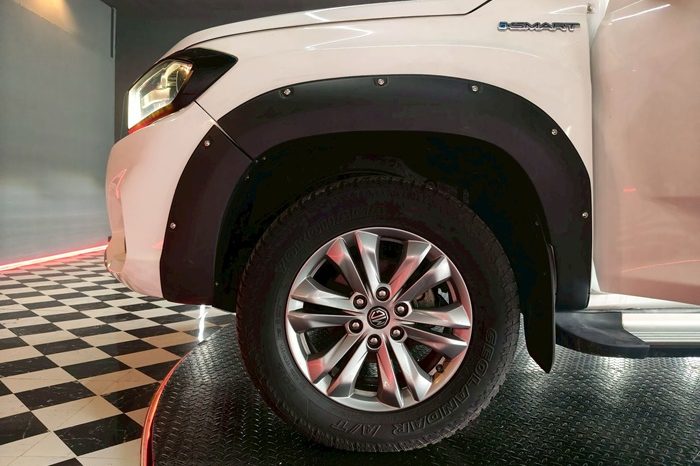 MG 4WD 2020 2.0 AT DOUBLE CAB WHITE 5055 full