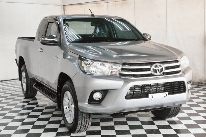 REVO PRE 2017 2.4E AT SMART CAB SILVER  5315 full