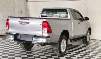 REVO PRE 2017 2.4E AT SMART CAB SILVER  5315 full