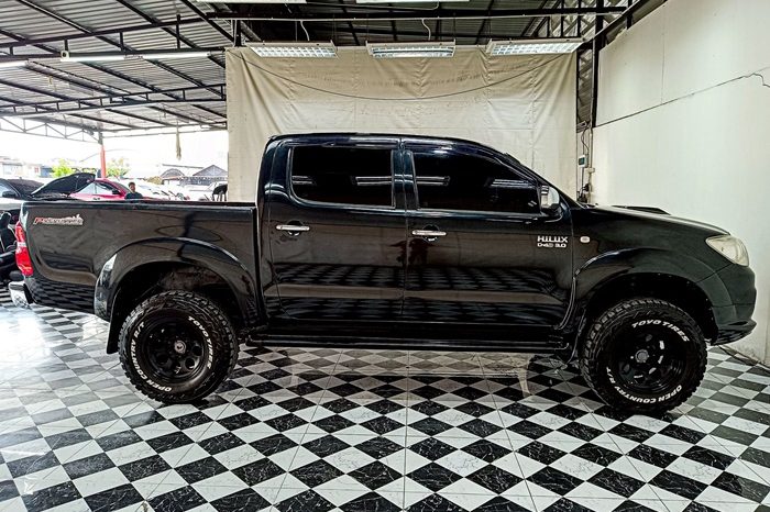 VIGO PRE 2008 3.0G MT DOUBLE CAB BLACK  5522 full