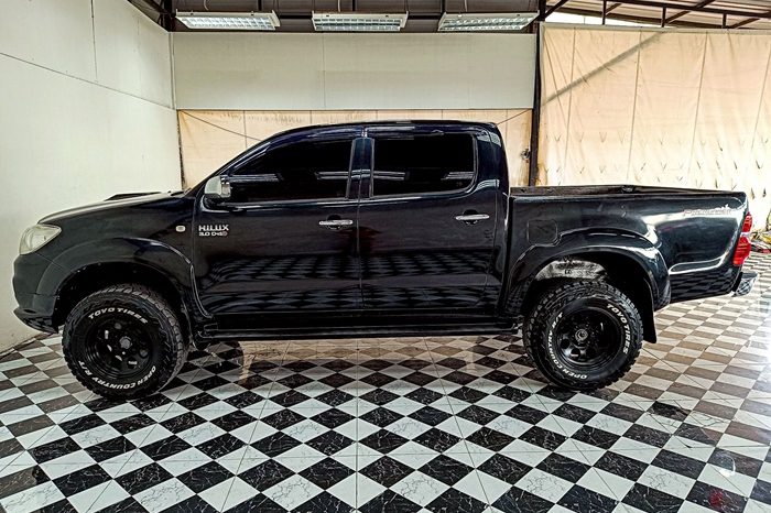 VIGO PRE 2008 3.0G MT DOUBLE CAB BLACK  5522 full