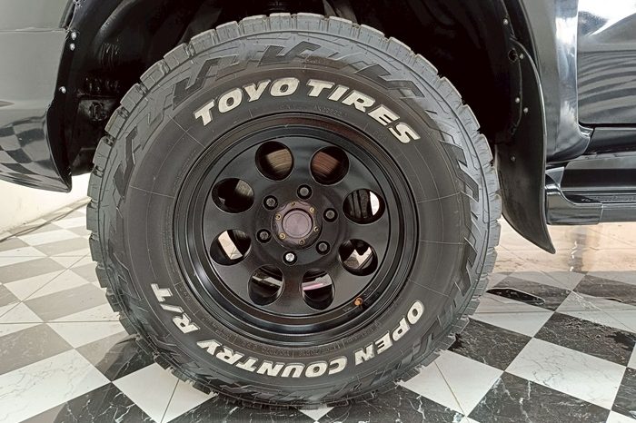 VIGO PRE 2008 3.0G MT DOUBLE CAB BLACK  5522 full