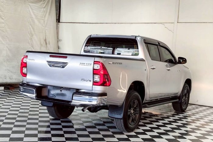 REVO PRE 2020 2.4 ENTRY AT DOUBLE CAB SILVER  5537 full