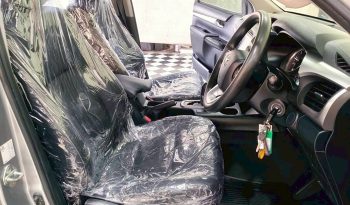 REVO PRE 2020 2.4 ENTRY AT DOUBLE CAB SILVER  5537 full