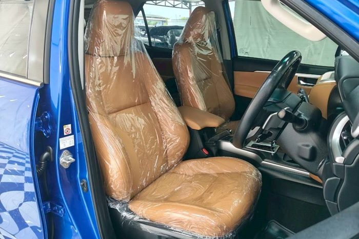 TOYOTA 4WD 2018 2.8V AT FORTUNER BLUE  57 full