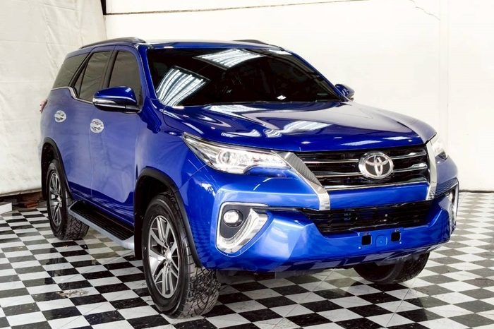 TOYOTA 4WD 2018 2.8V AT FORTUNER BLUE  57 full
