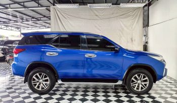 TOYOTA 4WD 2018 2.8V AT FORTUNER BLUE  57 full