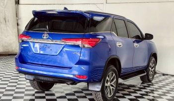 TOYOTA 4WD 2018 2.8V AT FORTUNER BLUE  57 full