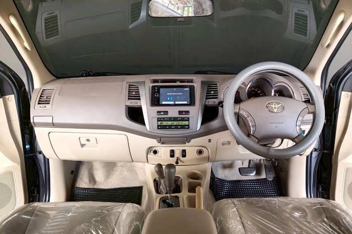 TOYOTA 4WD 2006 3.0V AT FORTUNER DARK GREY  6238 full