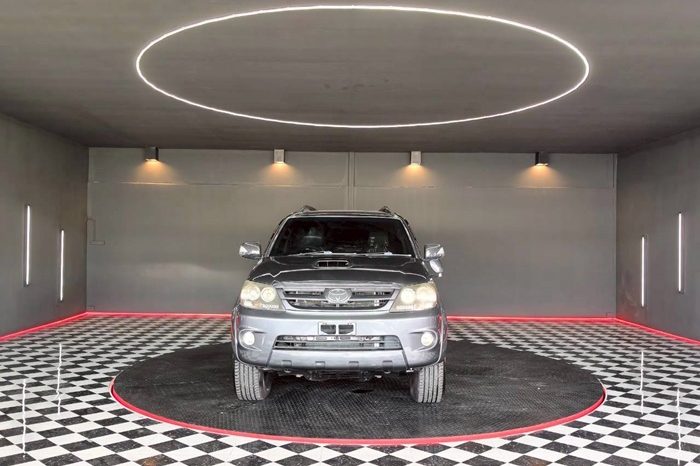 TOYOTA 4WD 2006 3.0V AT FORTUNER DARK GREY  6238 full