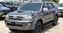 TOYOTA 4WD 2006 3.0V AT FORTUNER DARK GREY  6238