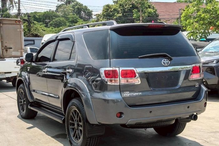 TOYOTA 4WD 2006 3.0V AT FORTUNER DARK GREY  6238 full