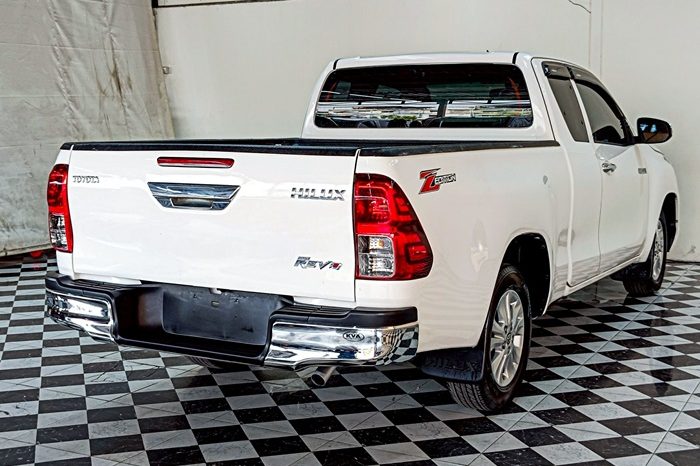 REVO 2WD 2021 2.4 MID MT SMART CAB WHITE  6419 full