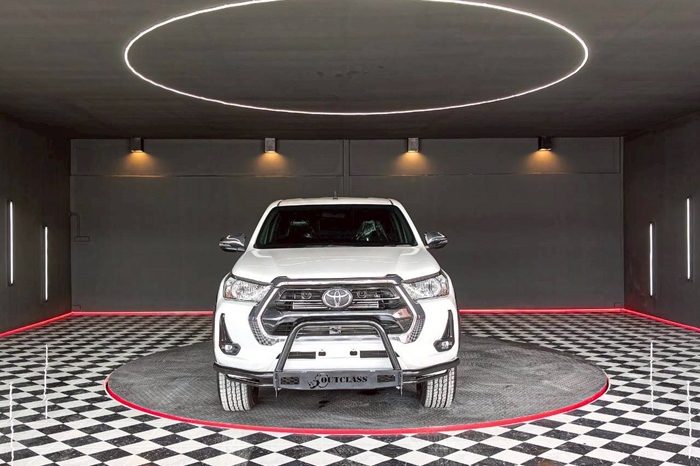REVO 2WD 2021 2.4 MID MT SMART CAB WHITE  6419 full