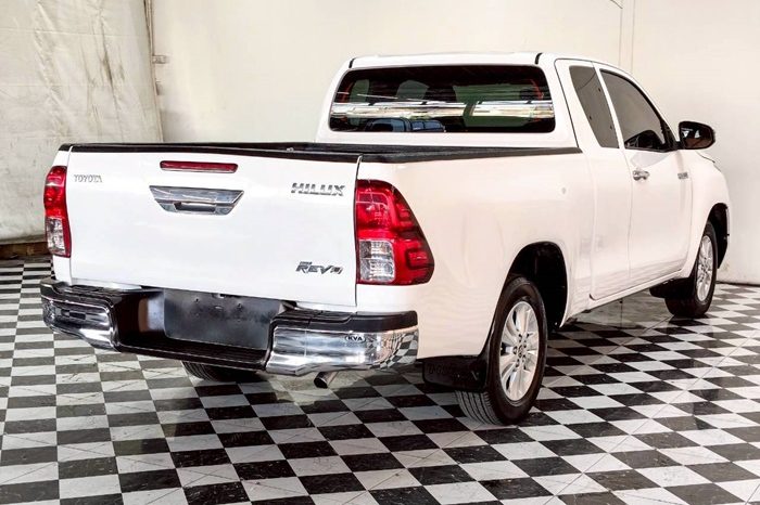 REVO 2WD 2021 2.4 MID MT SMART CAB WHITE  6425 full