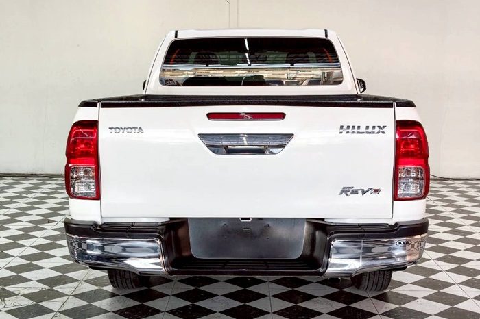 REVO 2WD 2021 2.4 MID MT SMART CAB WHITE  6425 full