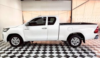REVO 2WD 2021 2.4 MID MT SMART CAB WHITE  6425 full