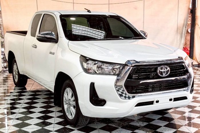 REVO 2WD 2021 2.4 MID MT SMART CAB WHITE  6425 full