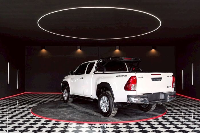 REVO 2WD 2021 2.4 MID MT SMART CAB WHITE  6425 full