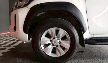 REVO 2WD 2021 2.4 MID MT SMART CAB WHITE  6425 full