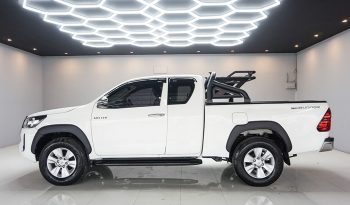 REVO 2WD 2021 2.4 MID MT SMART CAB WHITE  6425 full